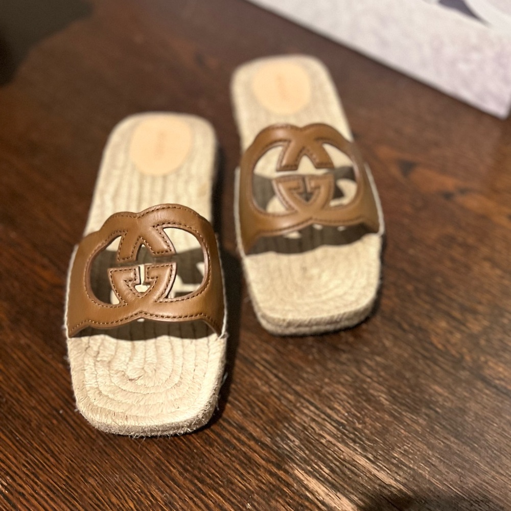 Gucci Beige Espadrille Sandals